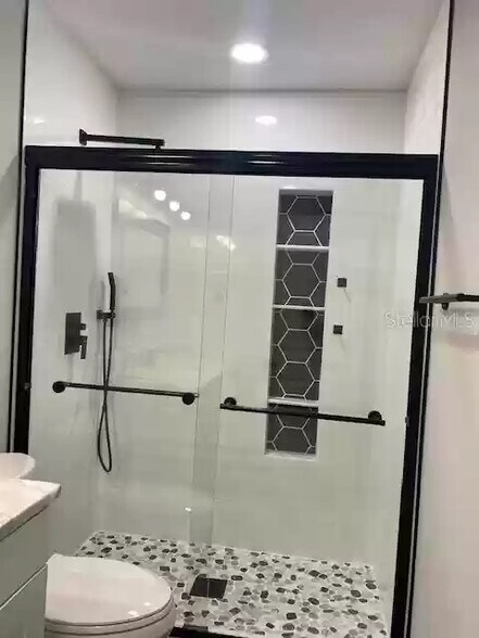 Master bath - 1315 65th St NW