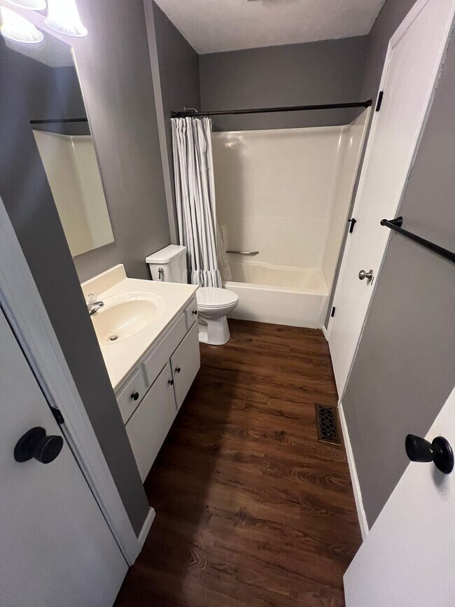 Building Photo - 81-83 Amherst