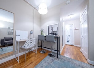 Building Photo - 328 E 74th St