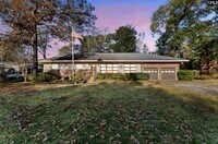 Building Photo - 1115 Gardendale Dr