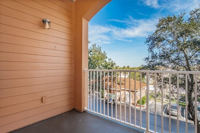 Building Photo - 5000 Culbreath Key Way