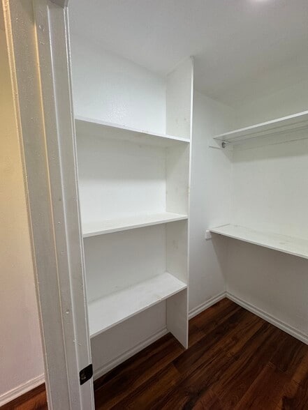 Walk-in Closet shelving - 526 Brooks Ave
