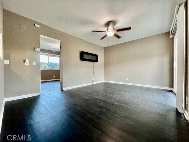 Building Photo - 36953 Bankside Dr