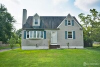 Building Photo - 355 Metlars Ln