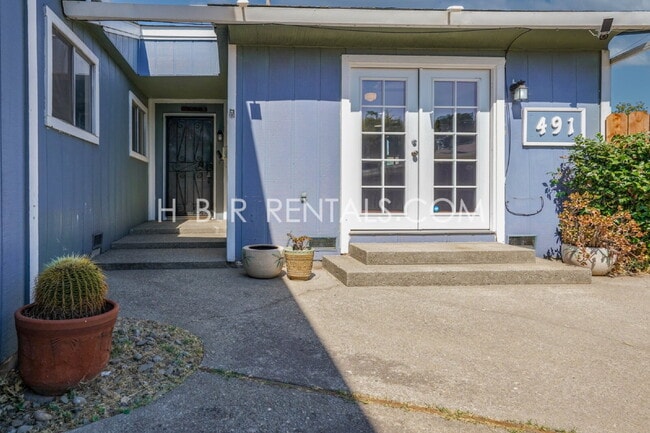 Building Photo - Spacious Family Retreat in Manteca, Ready ...