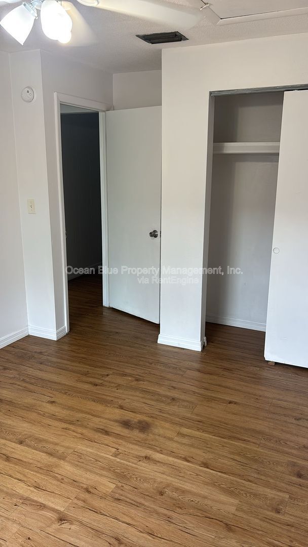 Building Photo - 1942 Passaic Ave