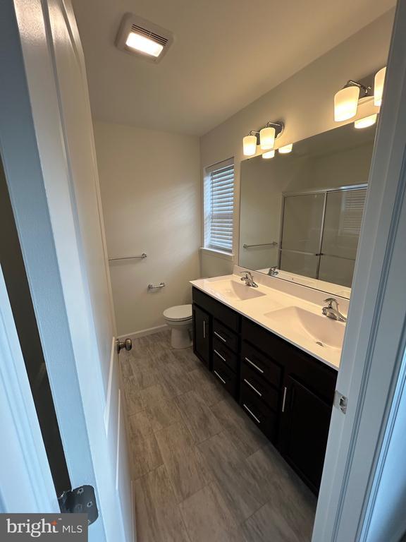 Building Photo - 8177 Lenker Dr