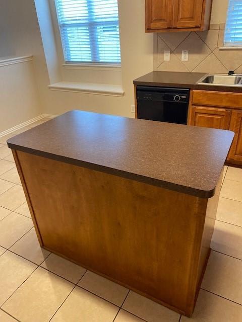 Building Photo - 20800 Bellerive Dr