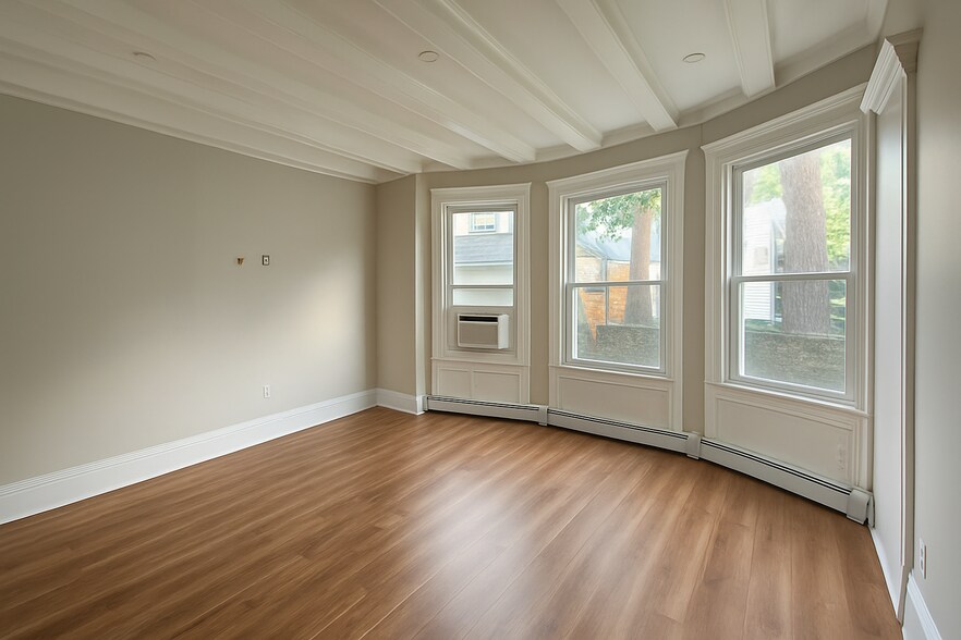 Bedroom - 304 E 31st St