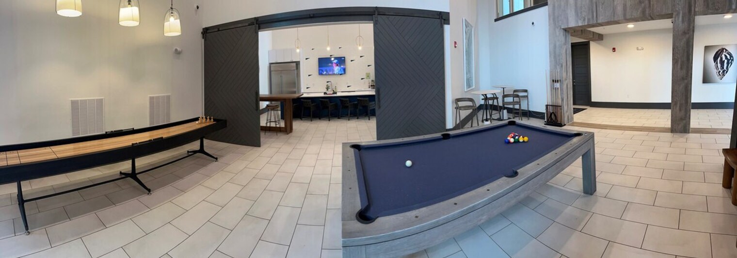 Building Photo - 3700 Ingleside Blvd