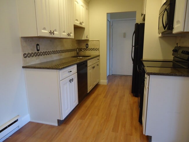 Building Photo - 142 Cross Slope Ct