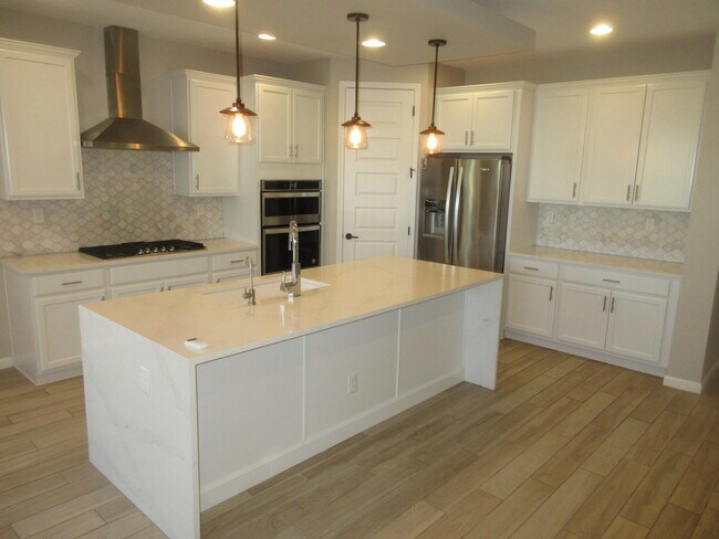 Building Photo - 8715 Sugarite Trail NE