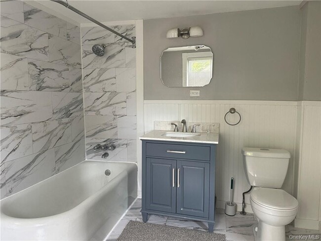 Building Photo - 20 Van Buren St