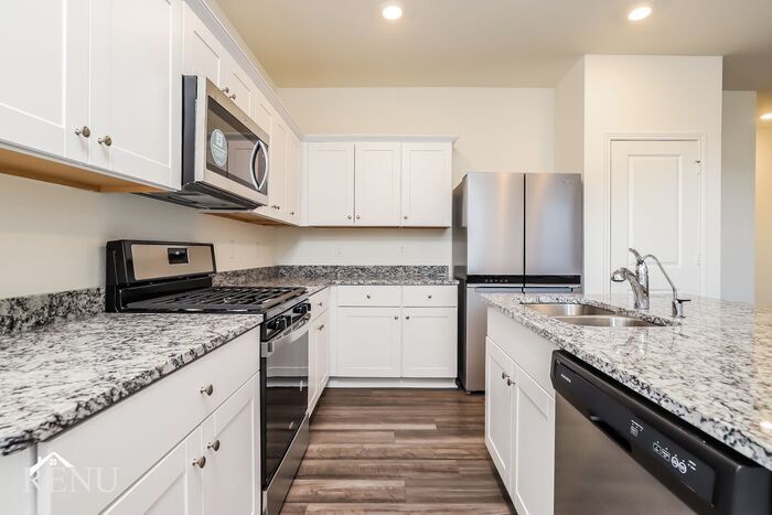 Building Photo - 5251 Dawn Break