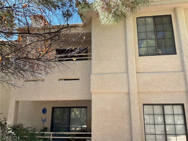 Building Photo - 2635 S Durango Dr