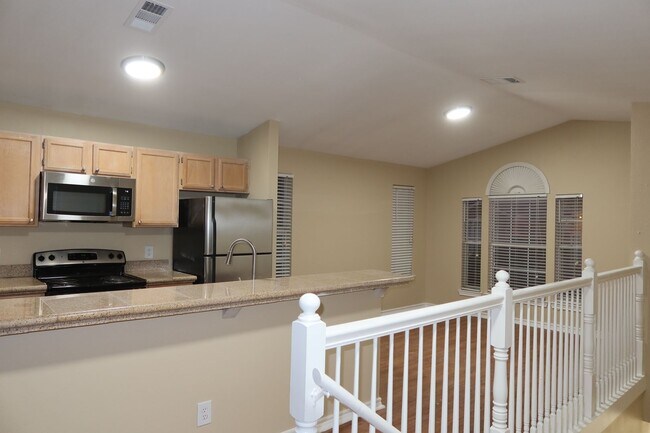Building Photo - POINTE 360 @ 2222 - Stand Alone 1BD  WITH GARAGE- RESORT POOL - DOG PARK- Rent Special