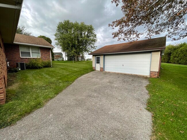 Building Photo - 20 Corriedale Rd