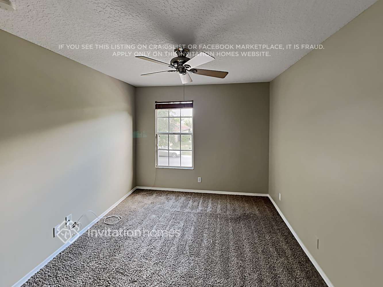 Building Photo - 9651 Vía Emilie