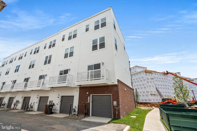 Building Photo - 3122 Nina Clarke Dr