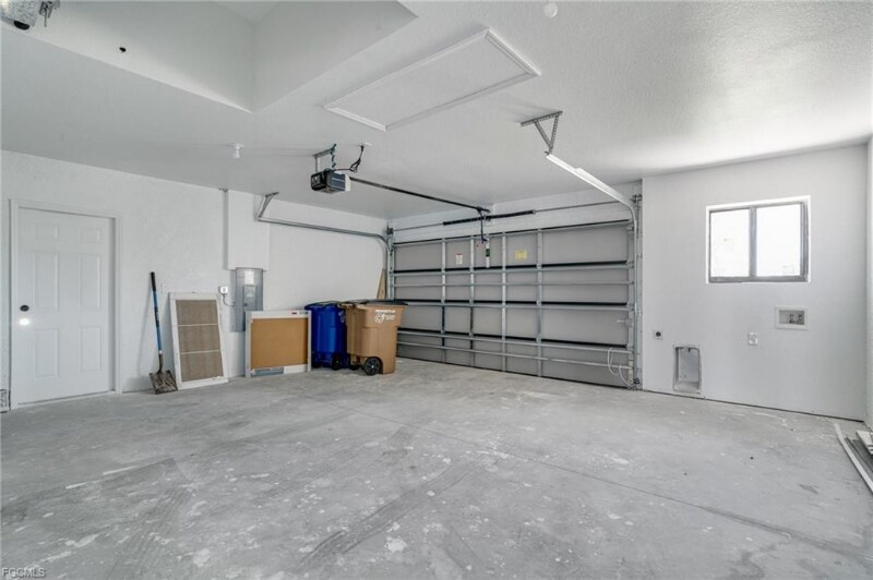 Building Photo - 4725 27th St SW