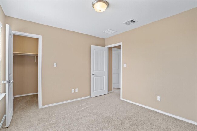 Building Photo - 18601 Pencil Cactus Dr