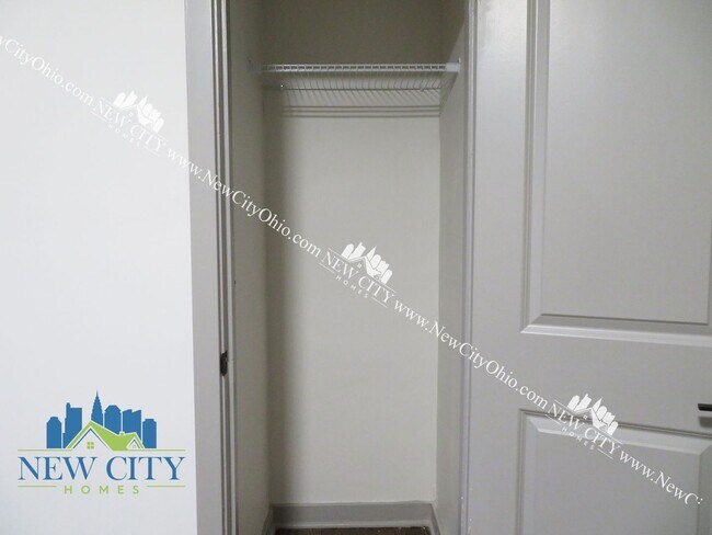 Building Photo - Newly Renovated Apartment Building