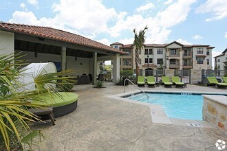 Retreat At Cross Mountain San Antonio Tx Apartment Finder