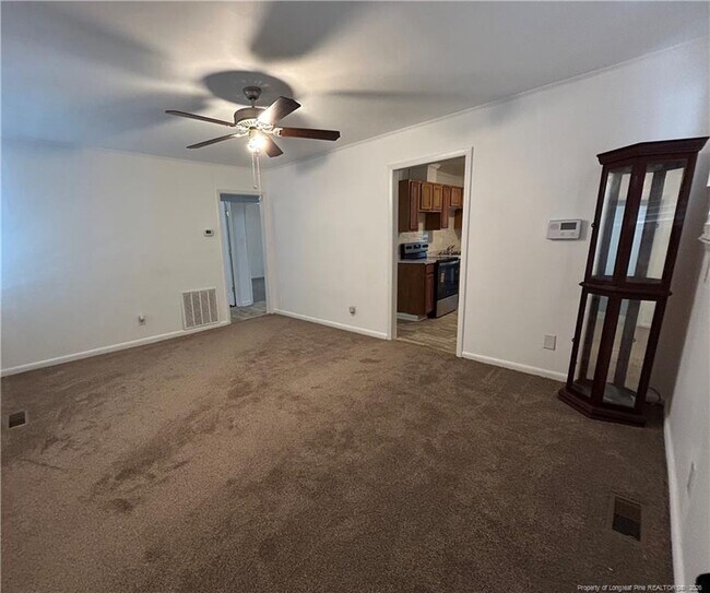 Building Photo - 503 E 6th Ave