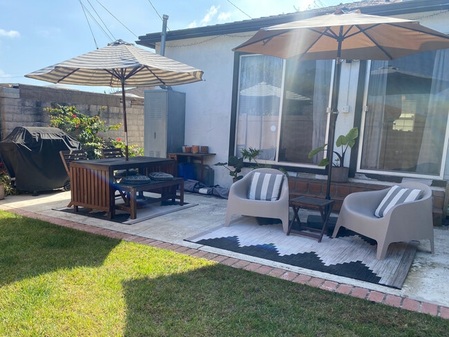 Backyard (view toward bedrooms) - 6843 W 85th Pl