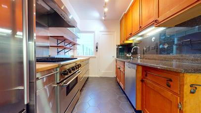 Building Photo - Luxurious 3BR/2BA Home in Lone Mountain wi...