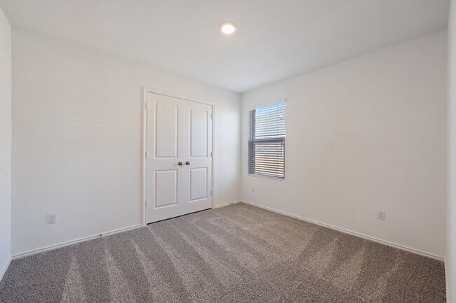 Building Photo - Brand New 3bed/2bath Home Available for Lease!