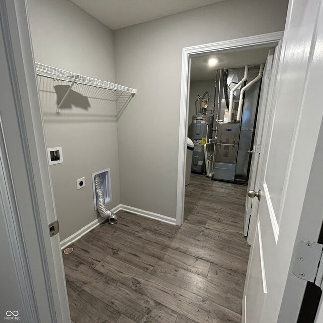 Building Photo - 1913 Downey Ln