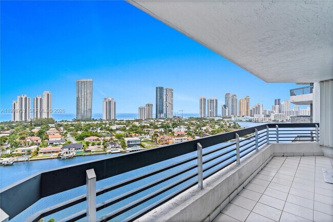 Building Photo - 19101 NE 36th Pl