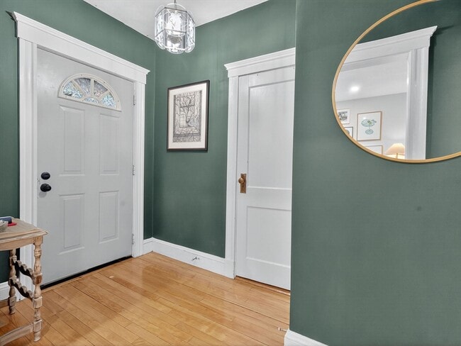 Building Photo - 35 Hancock St