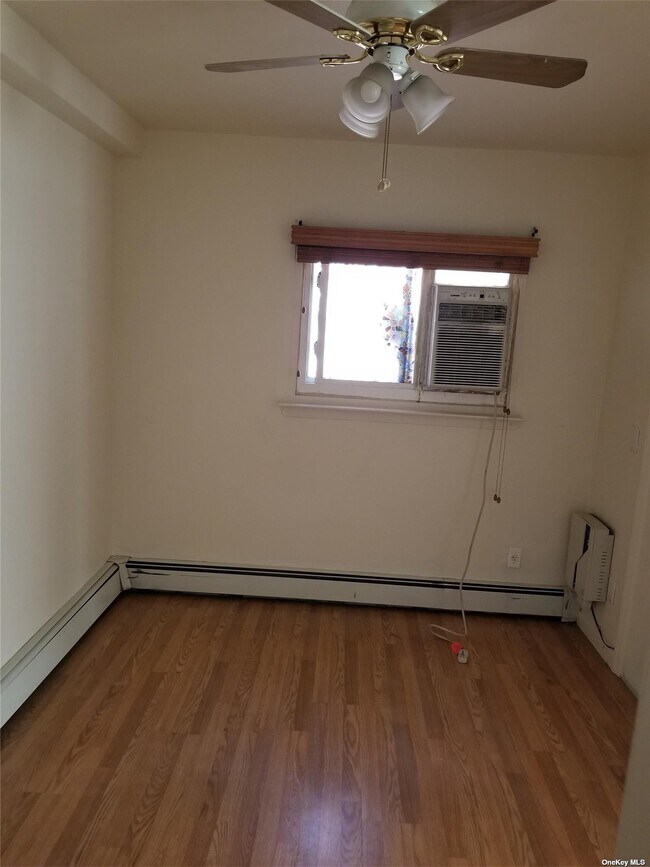 885 N Conduit Ave 885 N Conduit Ave Queens NY 11417 Apartment Finder