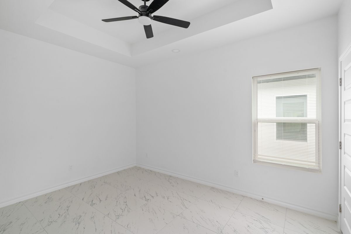 Building Photo - 11304 N 25th St