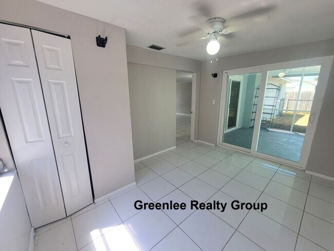 Building Photo - Updated 3 Bedroom/1.5 Bathroom POOL Home i...