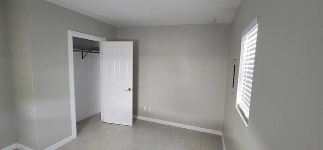 Building Photo - 3031 Findley Ave