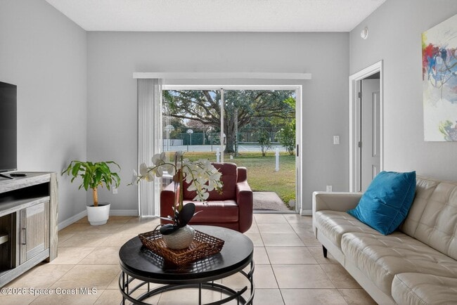 Building Photo - 1850 Emerald Green Cir