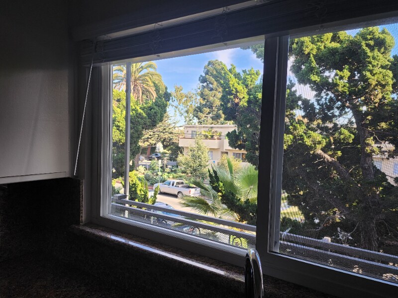 Building Photo - 1025 Idaho Ave