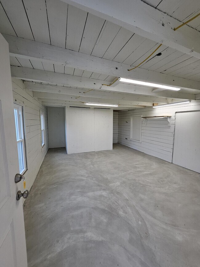 Building Photo - 5960 Taneytown Pike