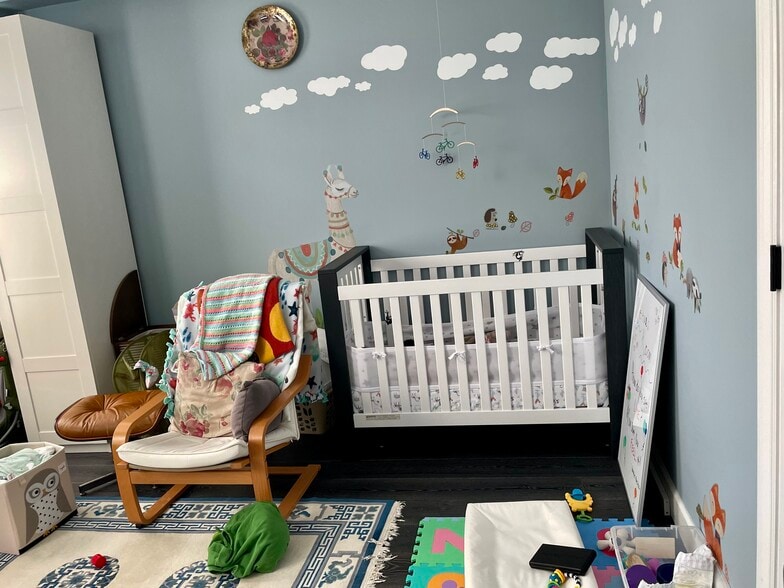 2nd bedroom - 836 N Point St