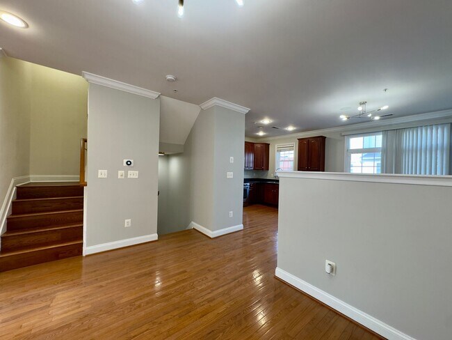 Building Photo - Charming 4 Bedroom/3.5 Bathroom Townhome with In-Unit Laundry in Pigtown, Baltimore, MD!