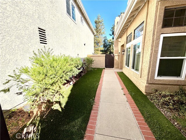 Building Photo - 24911 Laguna Vista