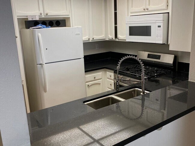 Building Photo - 7800 Topanga Canyon Blvd