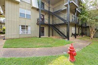 Building Photo - Two Bedroom River View Condo