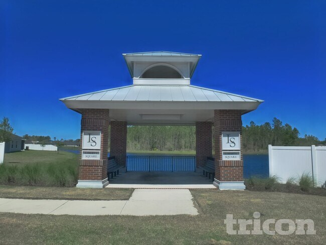 Building Photo - 1905 Constitutional Republic Pl