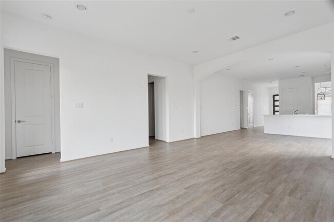 Building Photo - 18415 Cir Bar Rnch Ct