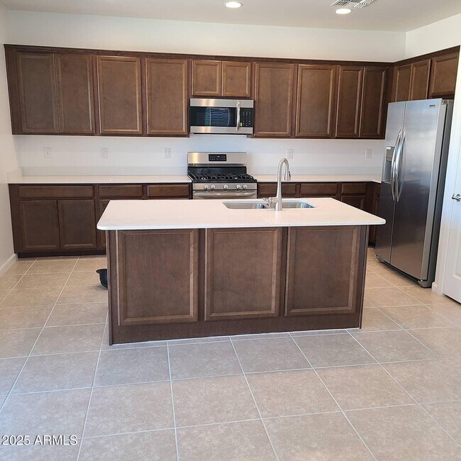 Building Photo - 12354 W Gardenia Ct