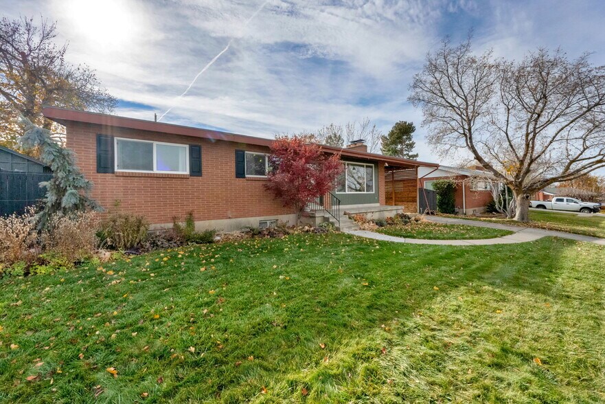 Building Photo - 60 E 1700 S